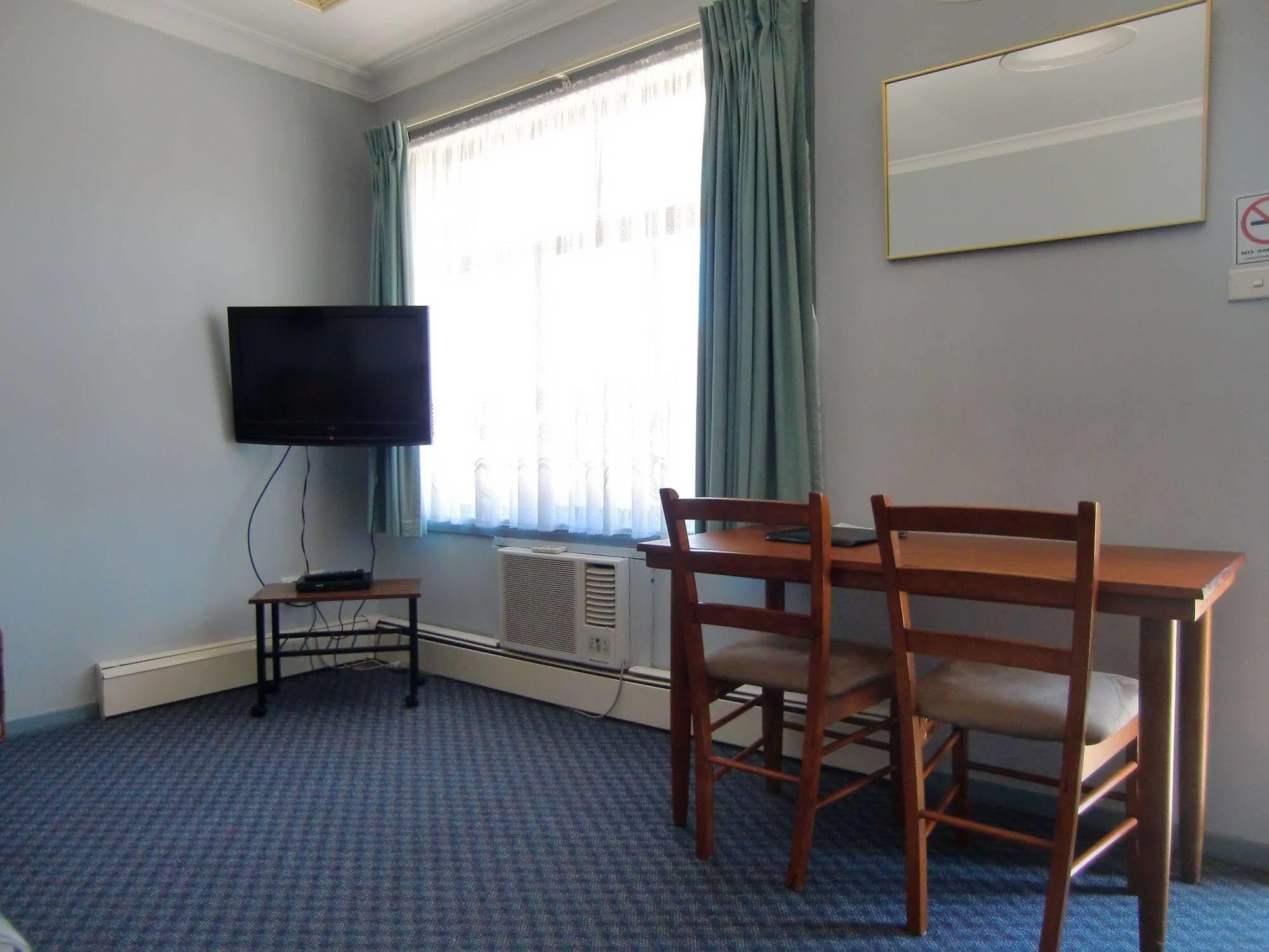 Castle Motel Bairnsdale Exterior photo